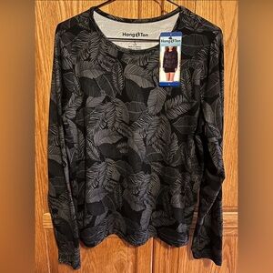 Hang Ten Women’s UV Protection Long Sleeve Sun Tee. 
Size large. New with tags.